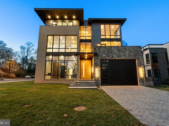 2717 Tennyson Street NW, Washington DC 20015