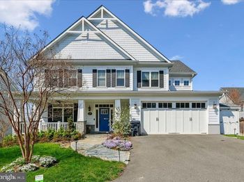 2998 Beechwood Lane