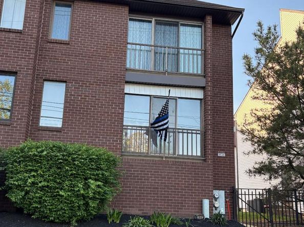 9538 State Road B, Philadelphia PA 19114