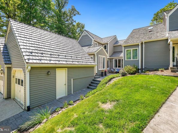 11619 Chapel Cross Way, Reston VA 20194