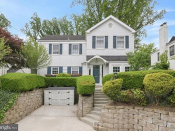 5714 Huntington Parkway