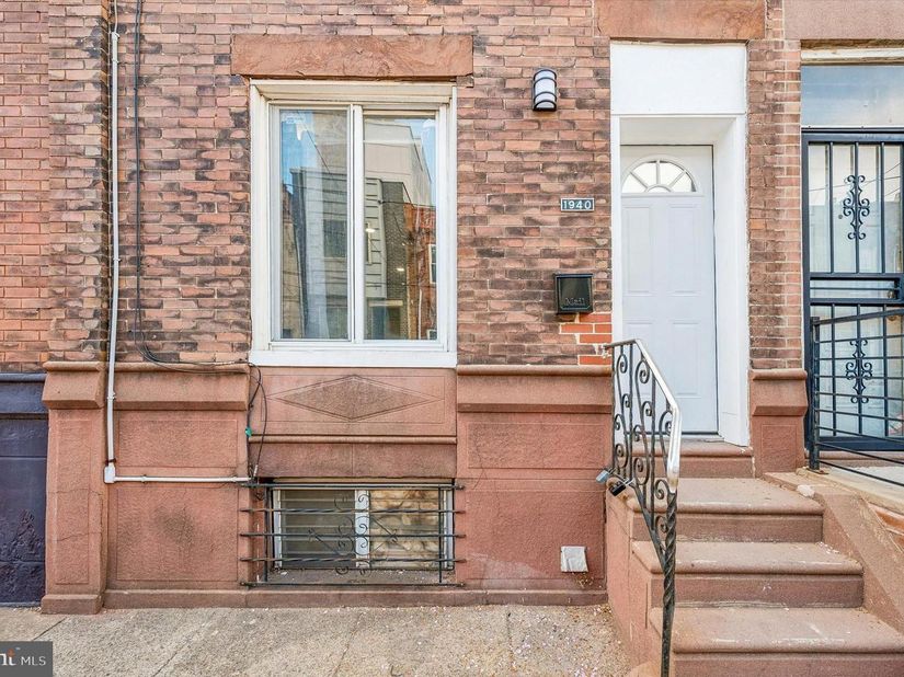 1940 S Lambert Street, Philadelphia PA 19145