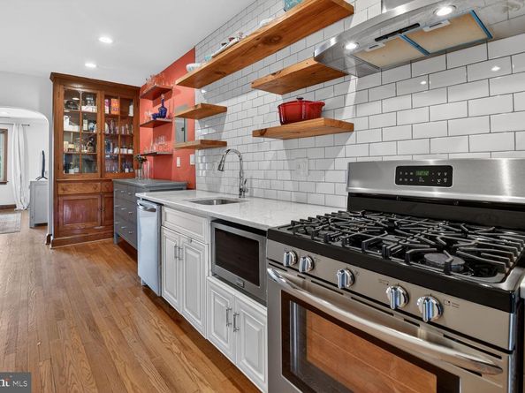 4004 8TH Street NE 4, Washington DC 20017