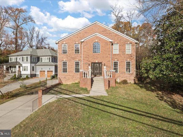 2659 Military Road, Arlington VA 22207