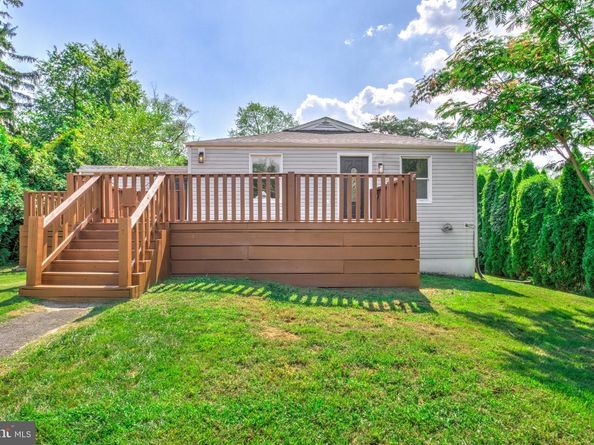 2145 Dunksferry Road, Bensalem PA 19020