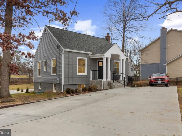 3284 Annandale Road, Falls Church VA 22042