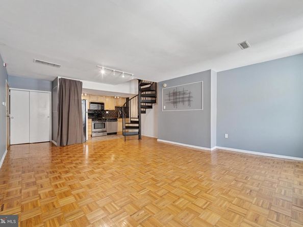 1029 Spruce Street 304, Philadelphia PA 19107