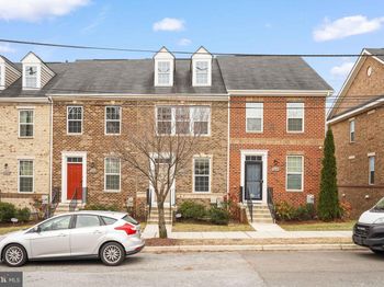 1203 Trenton Place SE