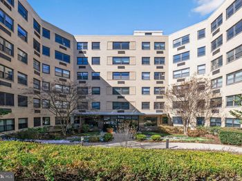 1801 Clydesdale Place NW