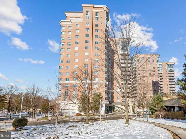 3101 N Hampton Drive 1319, Alexandria VA 22302