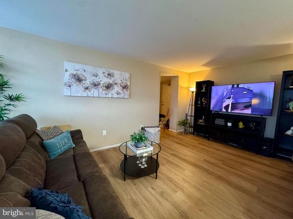 16 S Van Dorn Street 602, Alexandria VA 22304