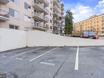 2829 Connecticut Avenue NW