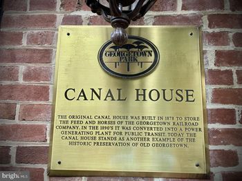 3225 Grace Street NW