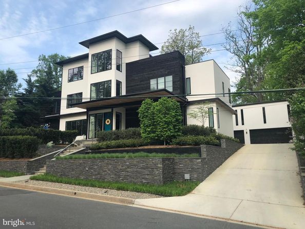 2318 N Richmond Street, Arlington VA 22207