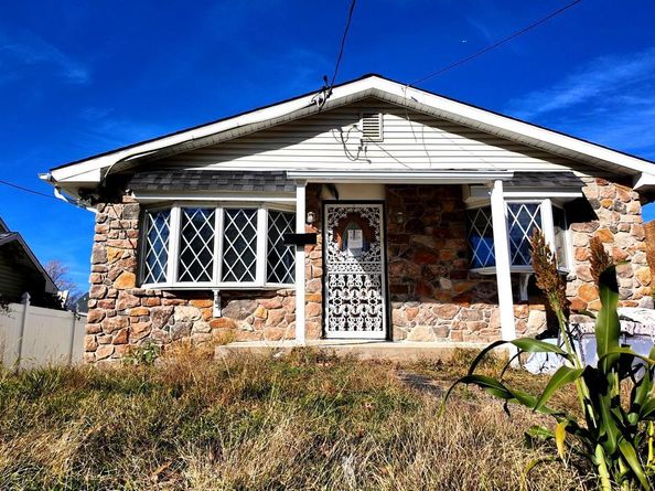 2452 Linconia Avenue, Feasterville Trevose PA 19053