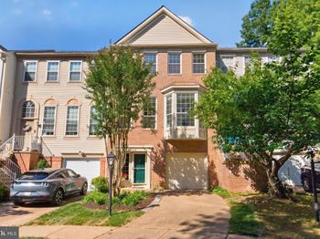 47644 Sandbank Square