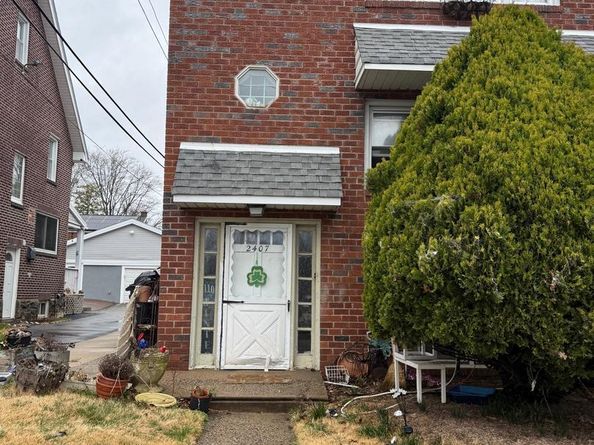 2407 Marshall Road, Drexel Hill PA 19026