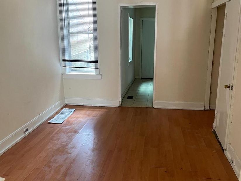 1909 W Bristol Street, Philadelphia PA 19140