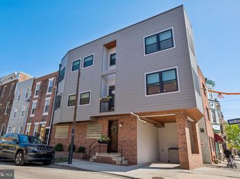801 S 8TH Street