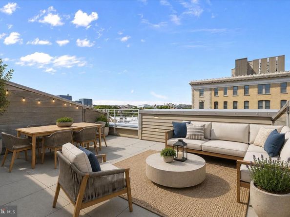1311 13TH Street NW PH1, Washington DC 20005