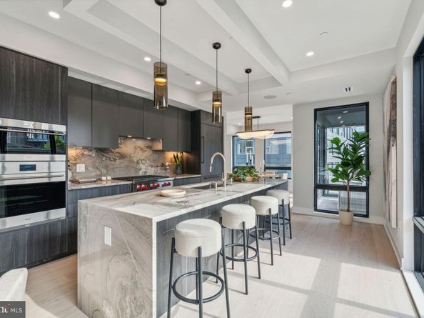 160 N 2nd Street 302, Philadelphia PA 19106