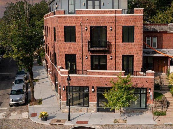 8100 Germantown Avenue A, Philadelphia PA 19118