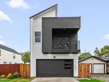 5114 Golden Forest Dr