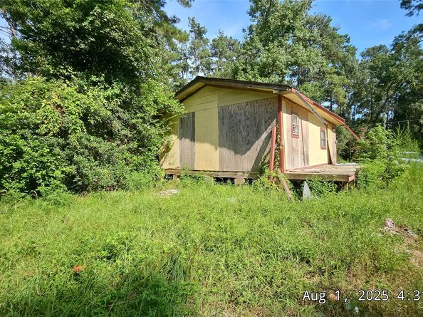 17505 S Lakeview Drive, Splendora TX 77372