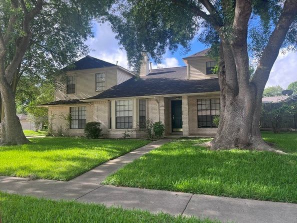 2338 Wren Meadow Road, Richmond TX 77406