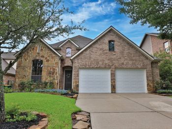 7 Woodmoor Place