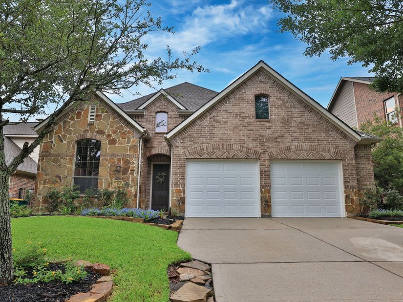 7 Woodmoor Place, Magnolia TX 77354