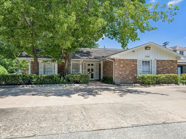 4742 W Alabama Street 1, Houston TX 77027