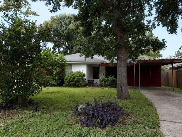 10217 Cheeves Drive, Houston TX 77016