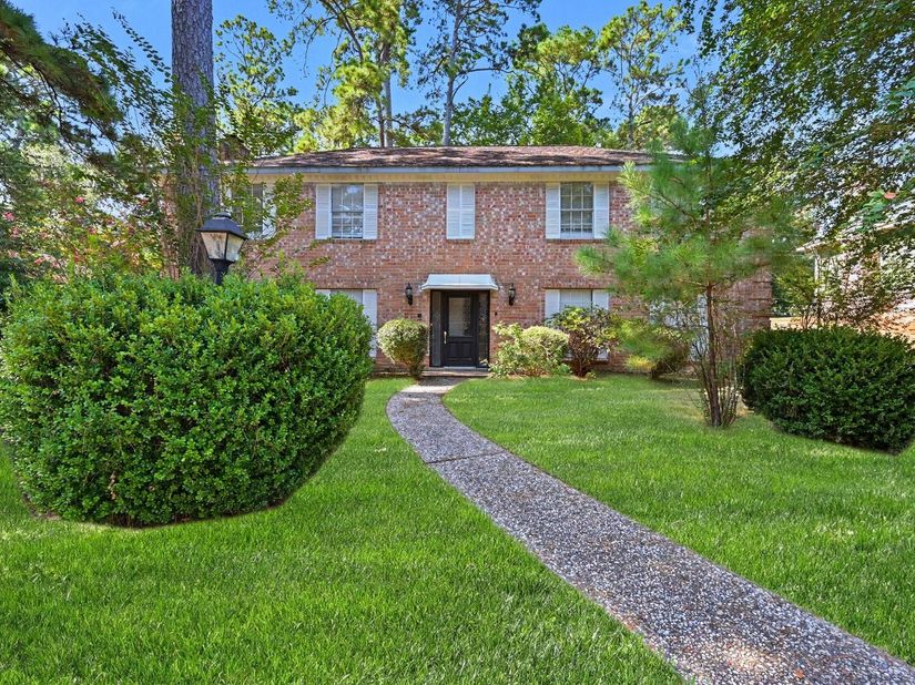 11719 Moorcreek Drive, Houston TX 77070