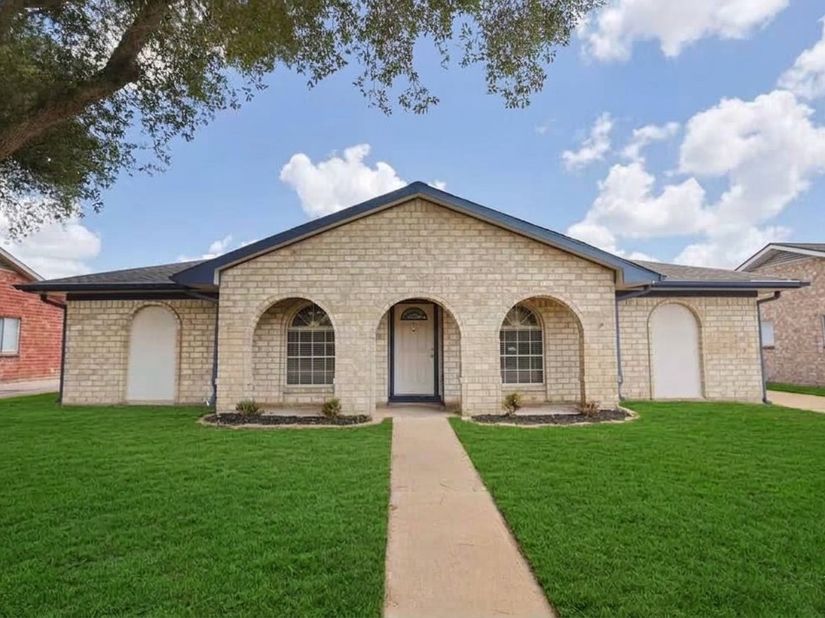 815 Park Meadow Drive, Katy TX 77450