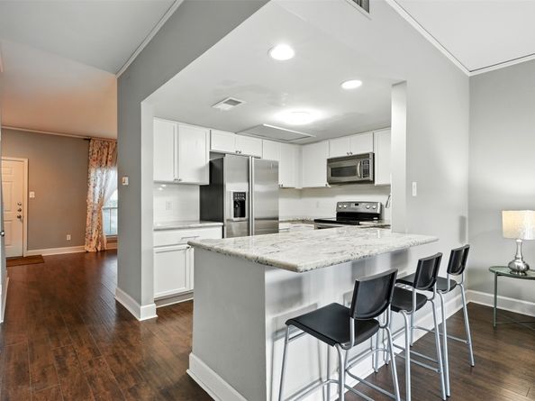 14711 Barryknoll Lane 35, Houston TX 77079