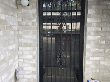 10827 S Braes Bend Dr