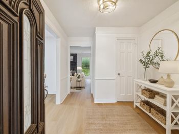 2502 Riverlawn Drive