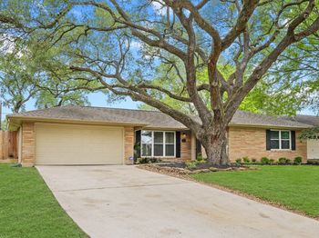 5242 Sanford Road