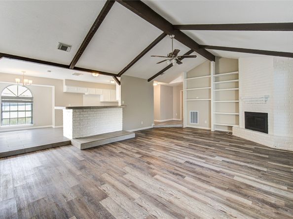 6430 Pirtlewood Circle, Houston TX 77088