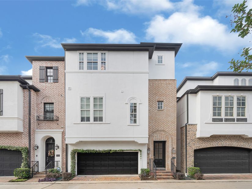 5605 Cohn Meadow Lane, Houston TX 77007