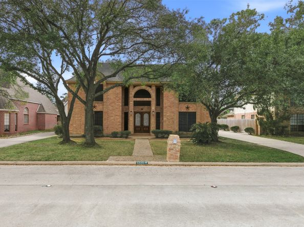 12211 Cypresswood Drive, Houston TX 77070