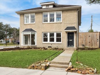 1758 Hawthorne Street