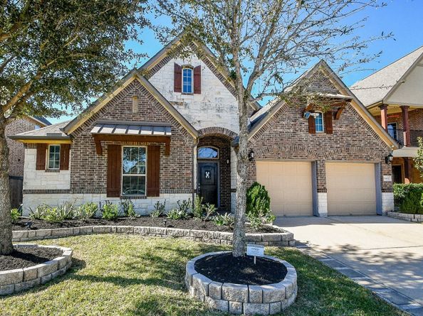 9415 Chase Hollow Lane, Cypress TX 77433