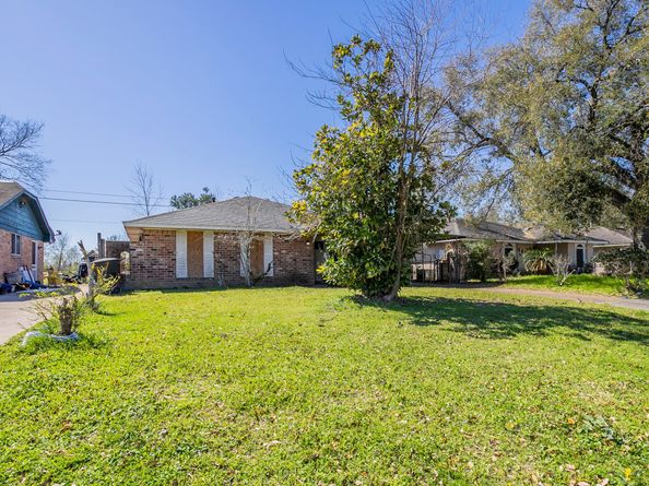 6702 Leedale Street, Houston TX 77016