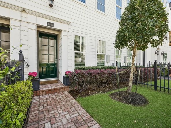 3407 Timbergrove Oaks Street, Houston TX 77008