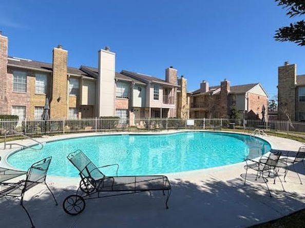 3100 Jeanetta Street 401, Houston TX 77063