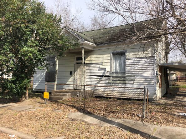 1912 Semmes Street, Houston TX 77026