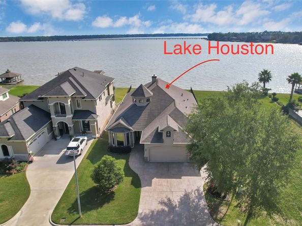 8830 Cross Country Drive, Houston TX 77346