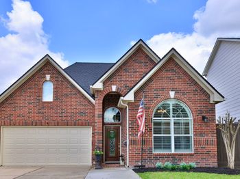 1610 Du Barry Lane